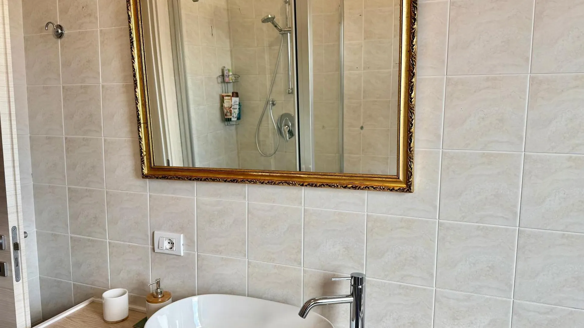 Il Balconcino-Cozy Apartment Bergamo